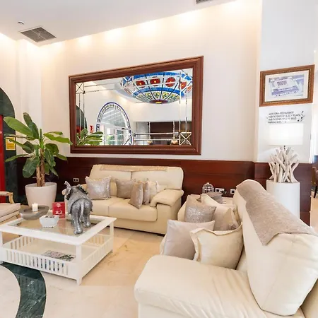 Отель Romerito 2*